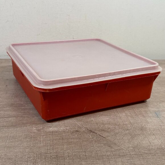 Vintage Tupperware Square Snack Container - Picture 1 of 5